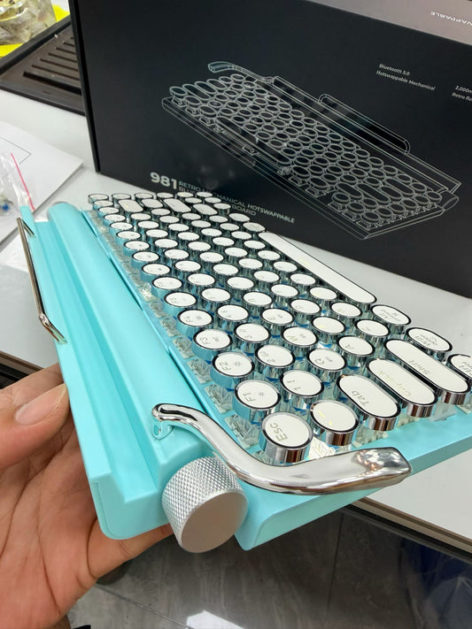 Retro Typewriter Style Wireless Keyboard - Wholesale