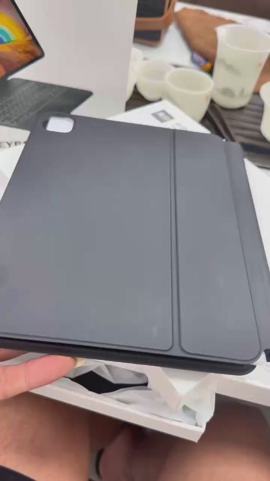 iPad 10.9/11-inch Keyboard Case - Wholesale